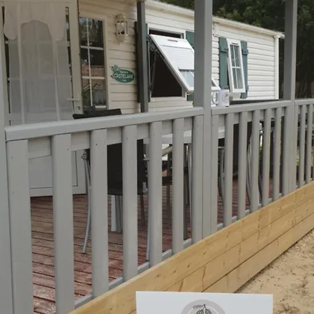 Casa de Férias 2 à 4 Pers Proche Du Zoo De La Palmyre Ouvert Toute L'année