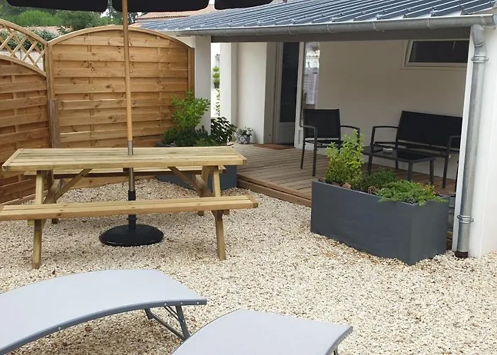 2 à 4 Pers Proche Du Zoo De La Palmyre Ouvert Toute L'année * Les Mathes